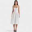 O vestido com corset feminino
